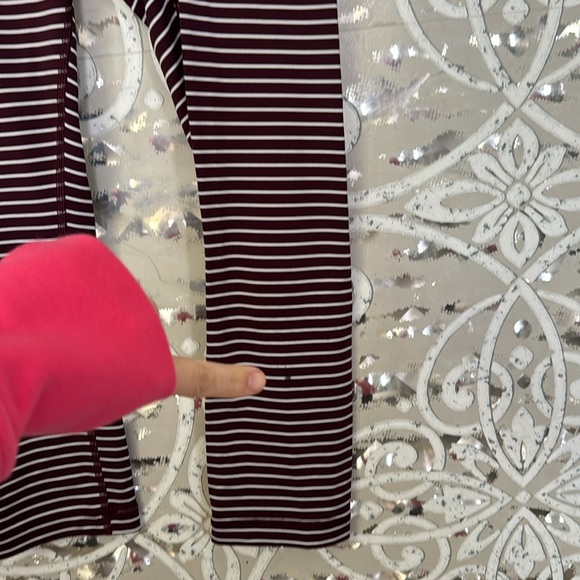 LULULEMON Maroon White Striped Luxtreme Wunder Under Crop Leggings 4 - Picture 4 of 7